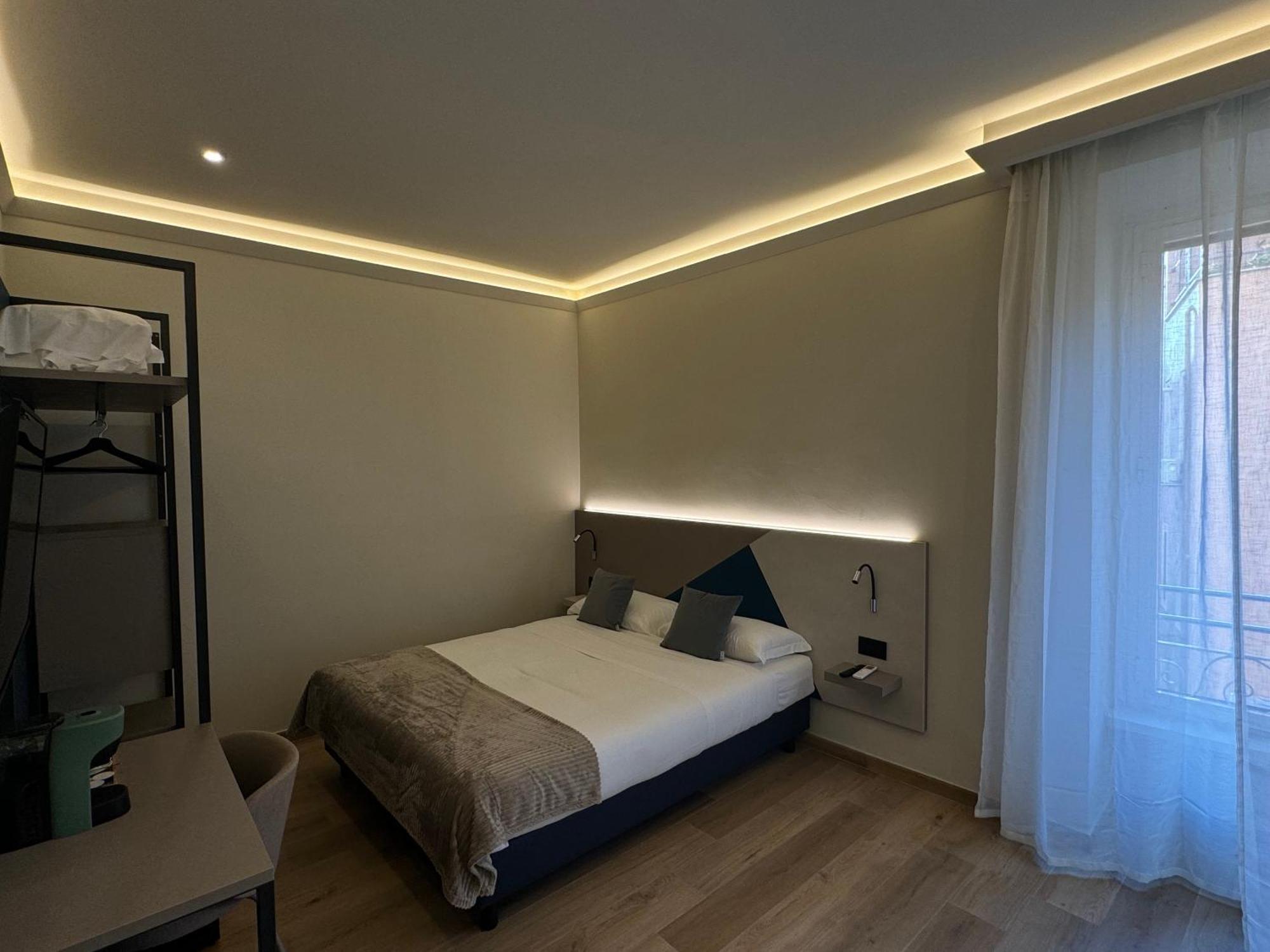 Honeycomb Guesthouse Roma Esterno foto