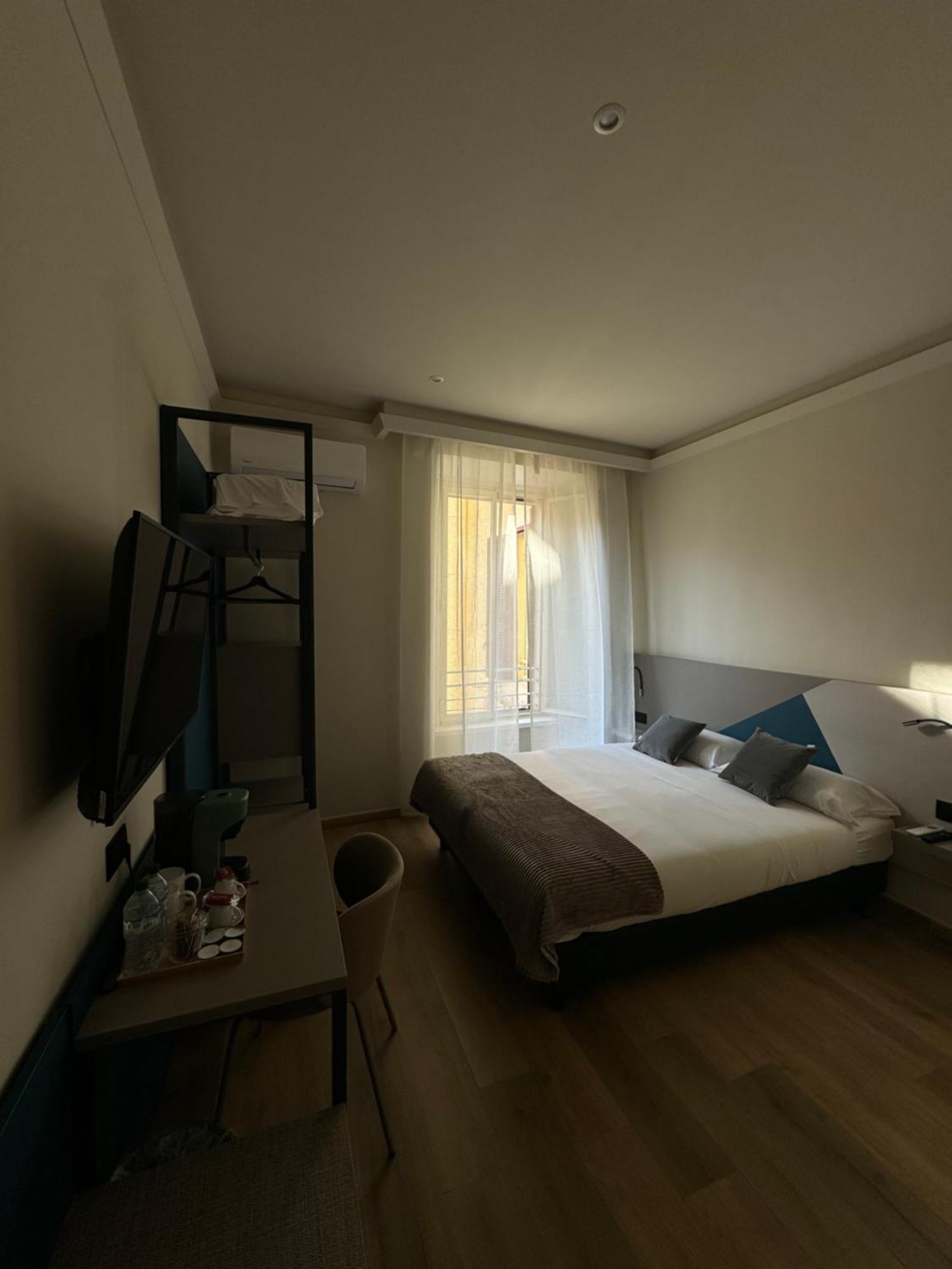 Honeycomb Guesthouse Roma Esterno foto